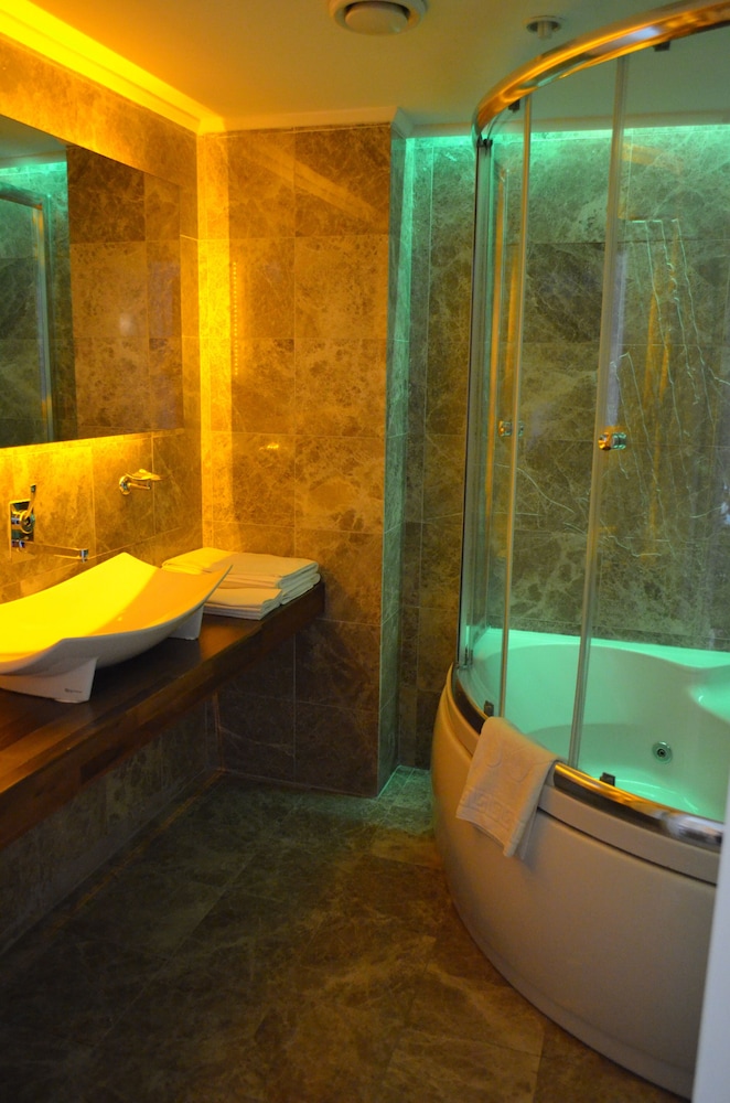 City Hotel Ankara 65/67