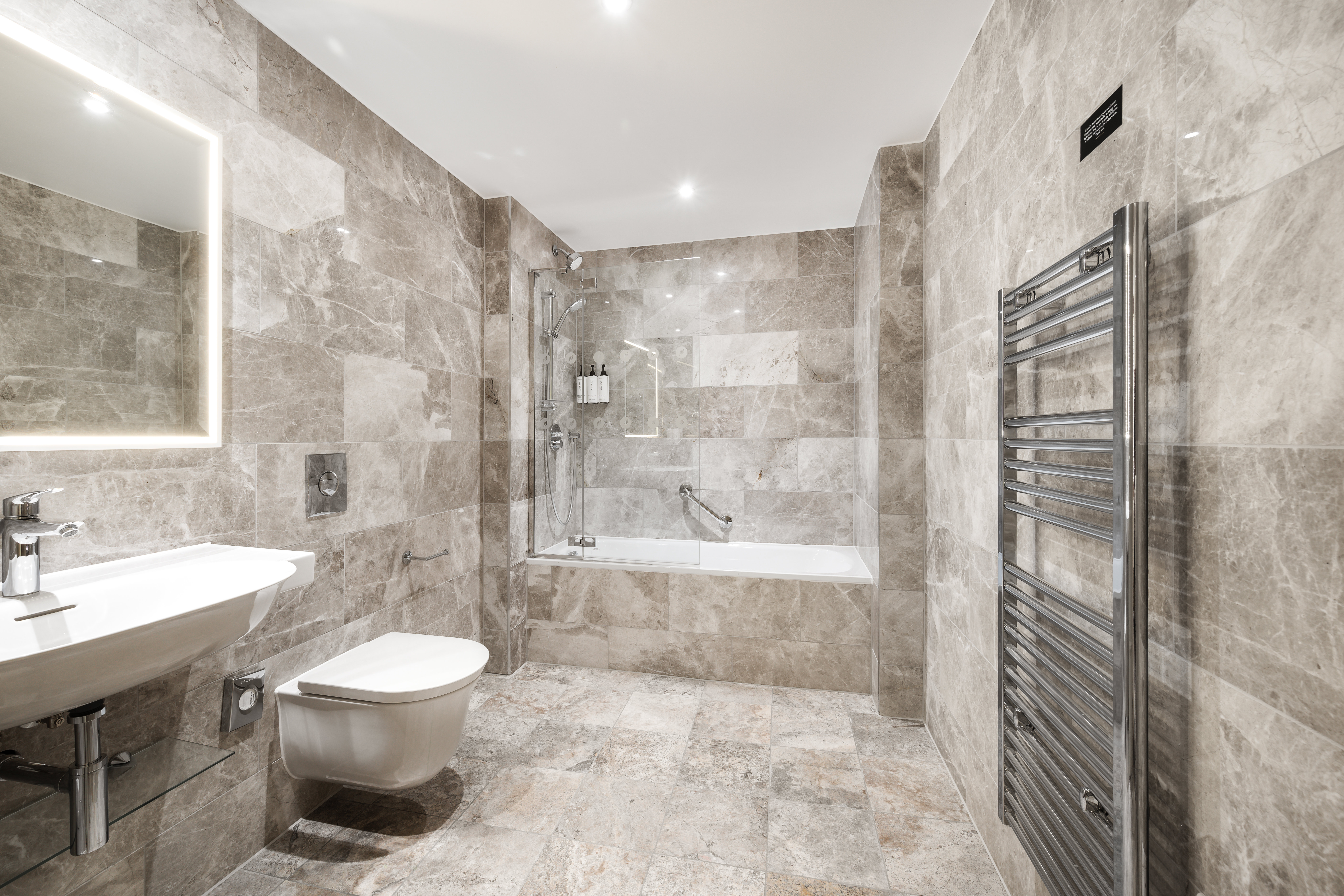 voco The Clifton Folkestone, an IHG Hotel 72/74