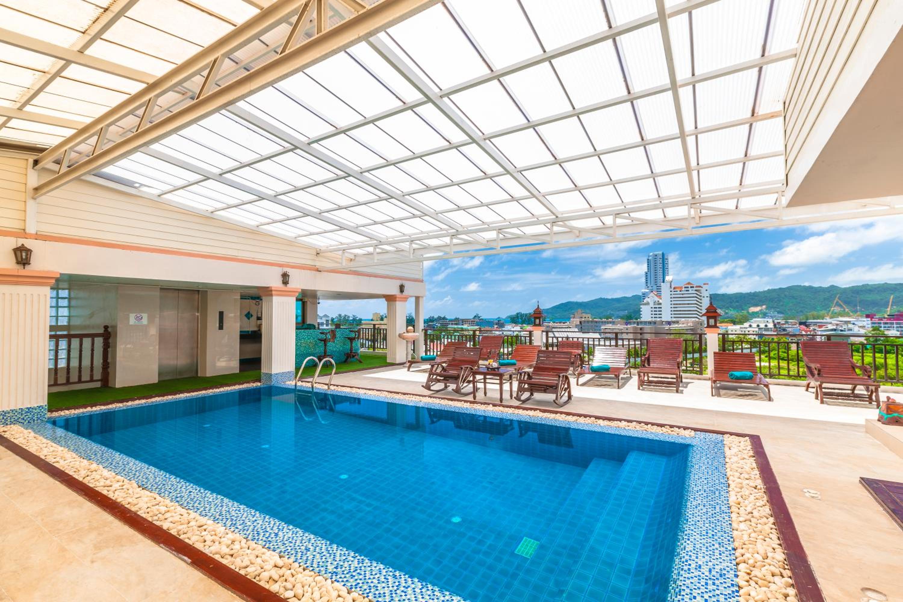 Patong Heaven 29/50