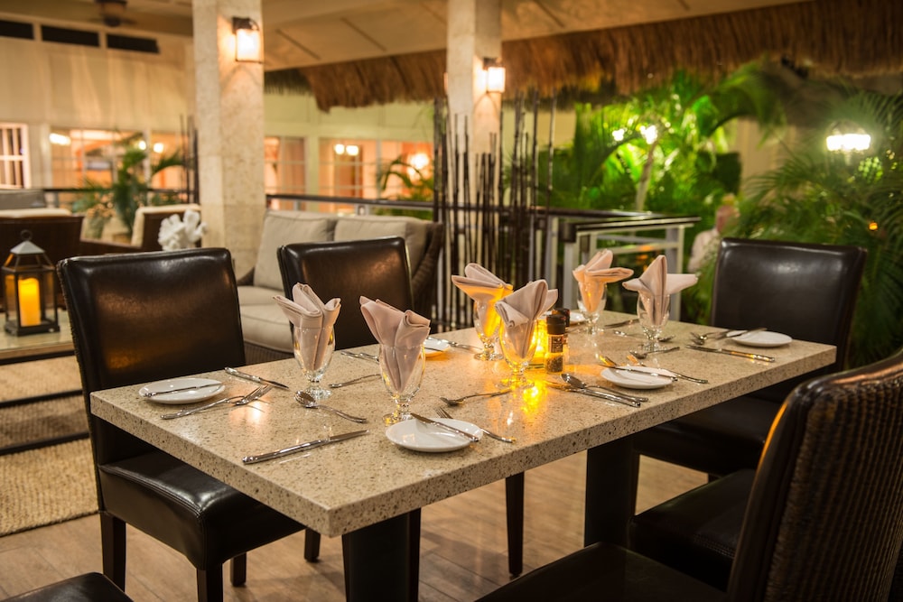 Manchebo Beach Resort & Spa 59/74