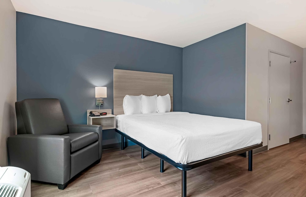 Extended Stay America Select Suites- Wildwood - The Villages 23/46
