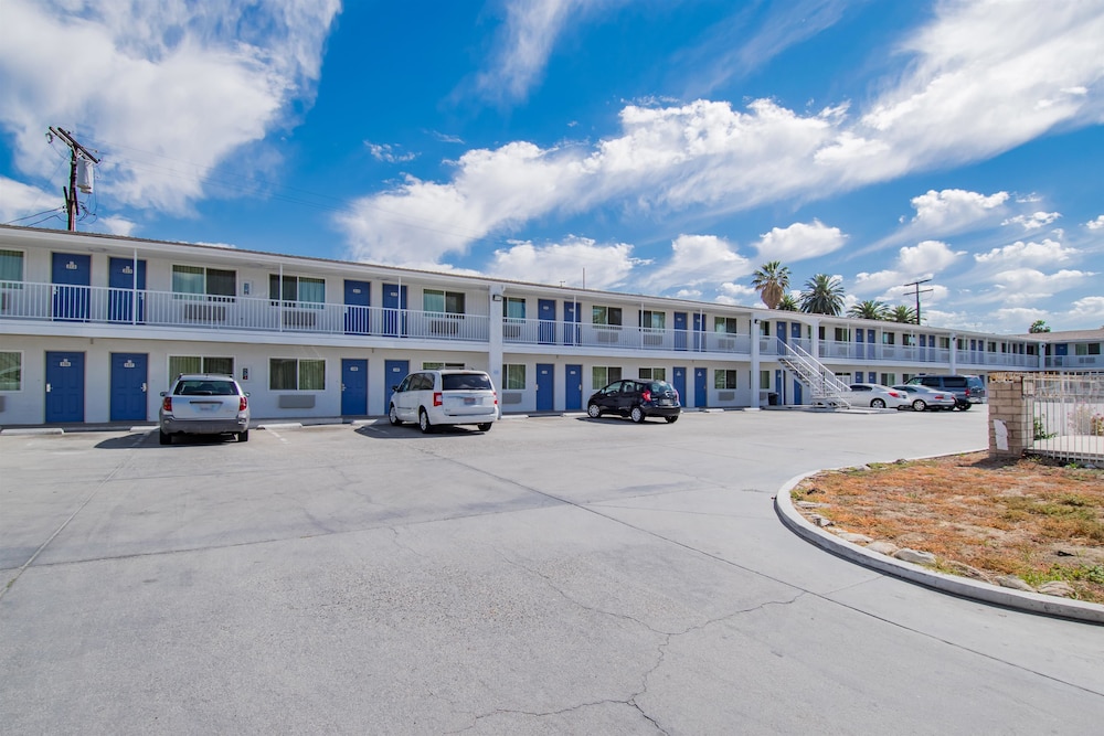 Motel6 San Bernardino, CA - Downtown in SAN BERNARDINO - CA