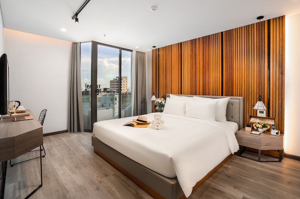HAIAN Riverfront Hotel 7/60