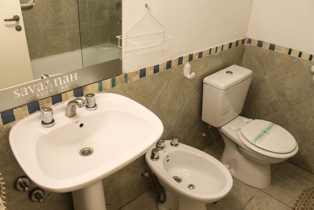 SAVANNAH CORDOBA HOTEL 47/48