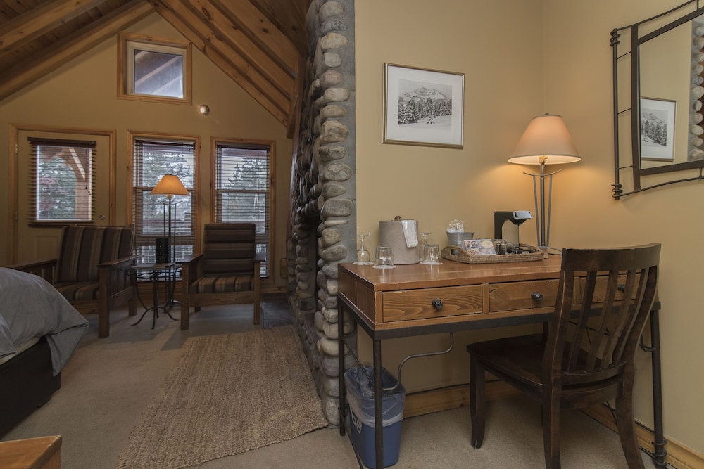 Buffalo Mountain Lodge 58/77