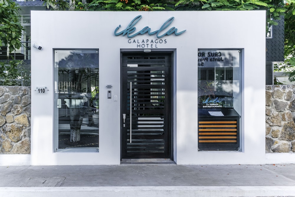 Ikala Galapagos Hotel 2/48