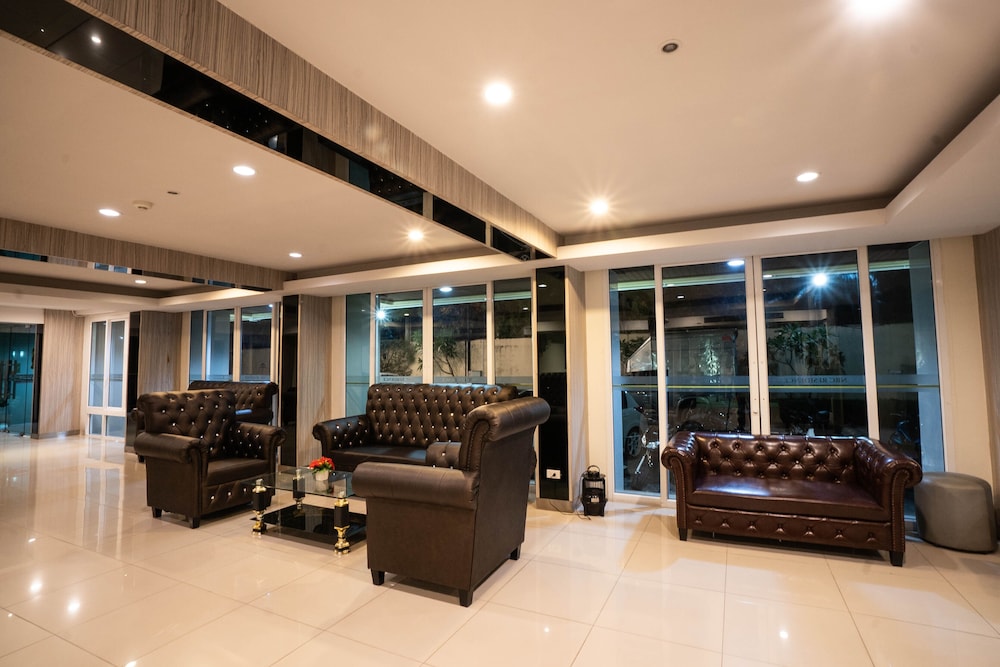 Nrc Residence 37/50