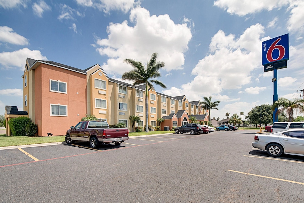 Motel6 McAllen, TX - East 7/60