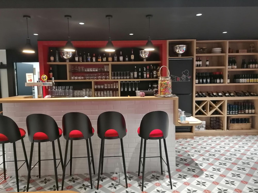 Logis Hotel Angers Sud Rest Henriett 20/30