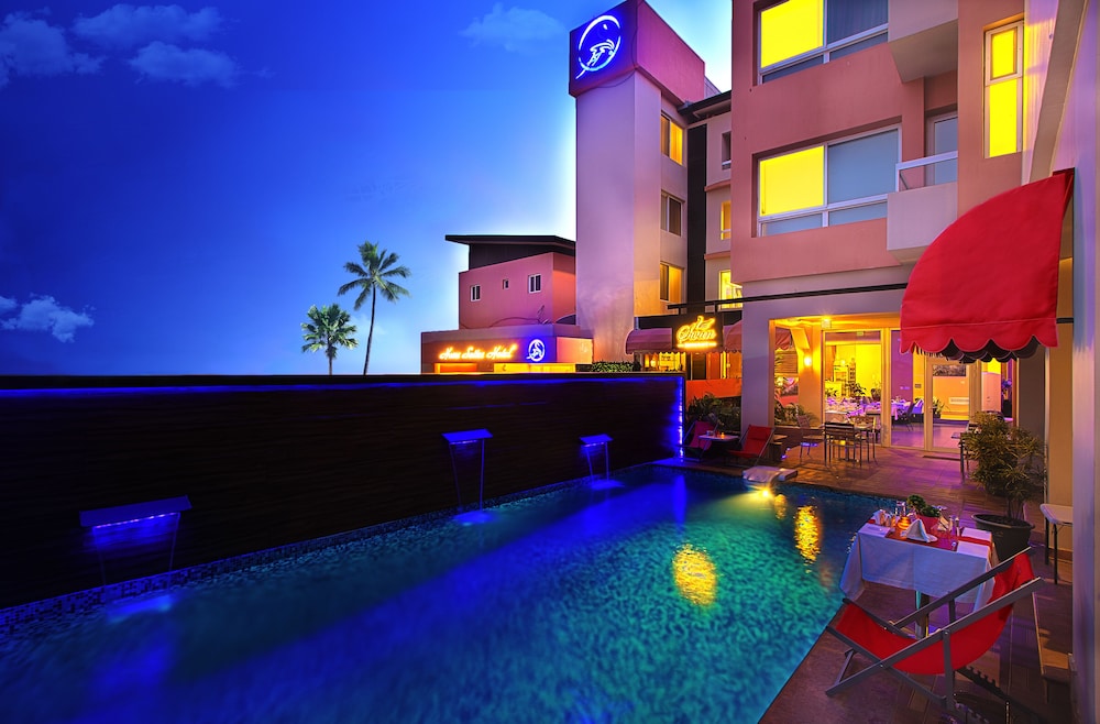 Home Suites Hotel 1/80