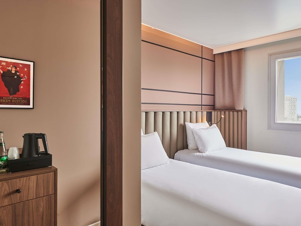 Mercure Paris Nanterre 5/48