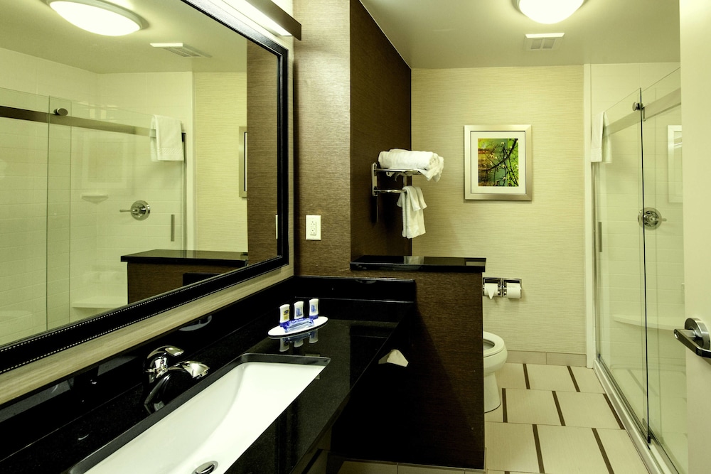 Fairfield Inn Suites Meridian 6/27