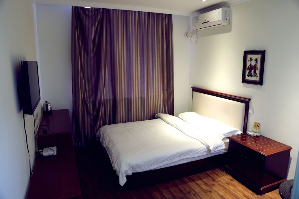 Xi'an The Facebook Youth Hostel 14/40
