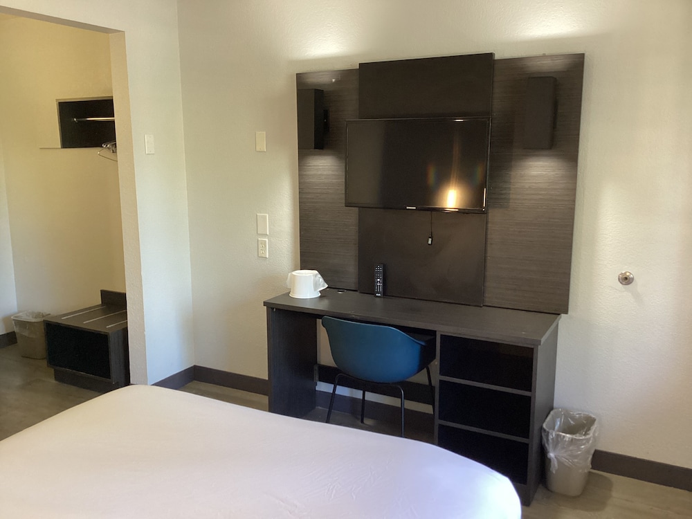 Motel6 San Dimas, CA - Los Angeles 23/46