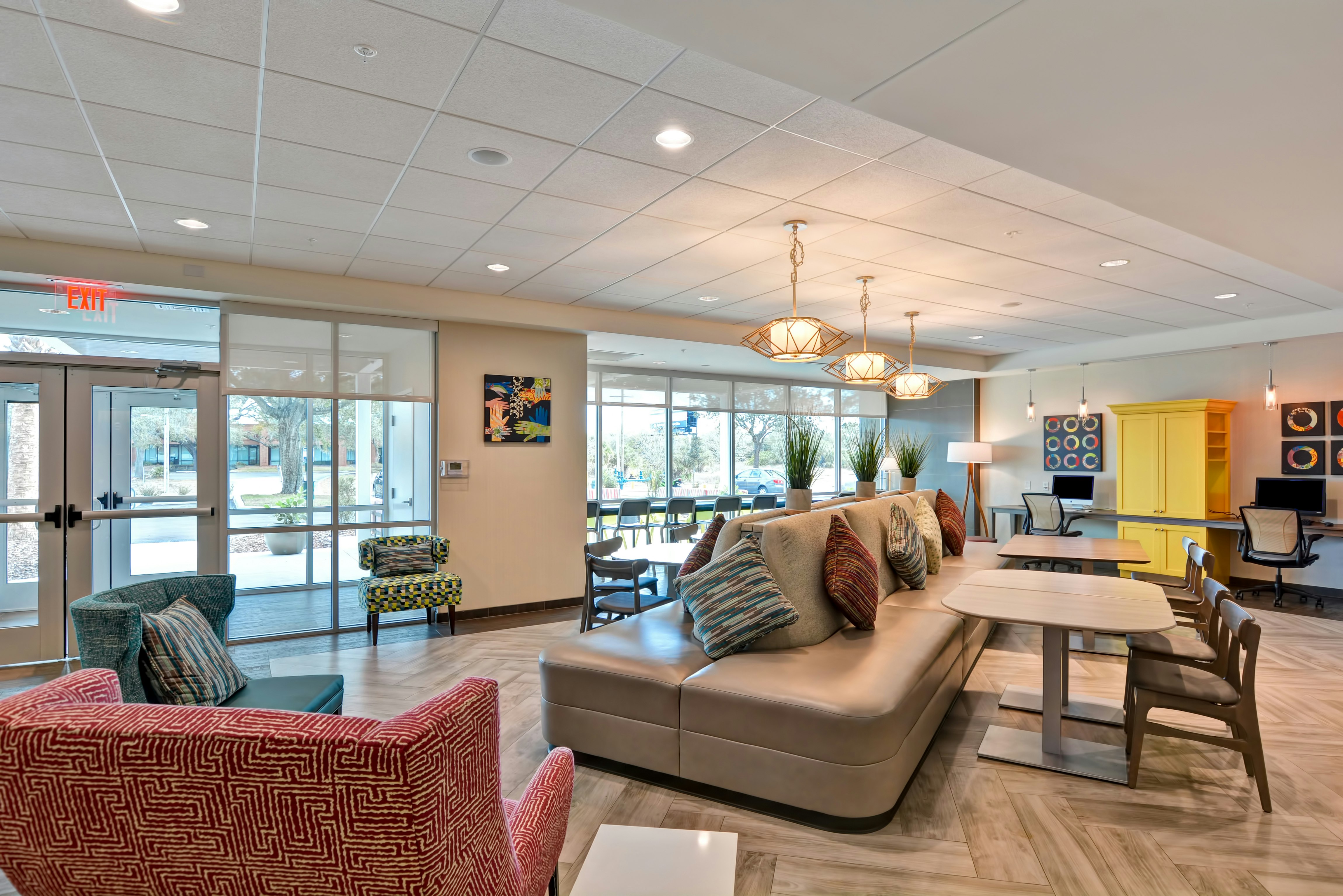 Home2 Suites by Hilton Tampa USF Near Busch Gardens 5/14