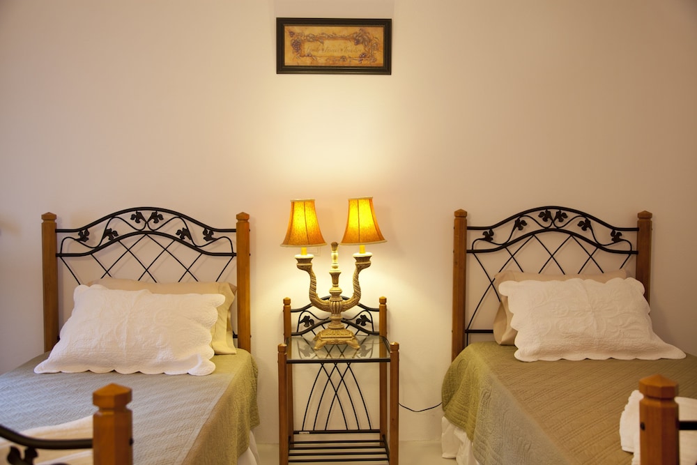 Elenis Village Suites 12/46