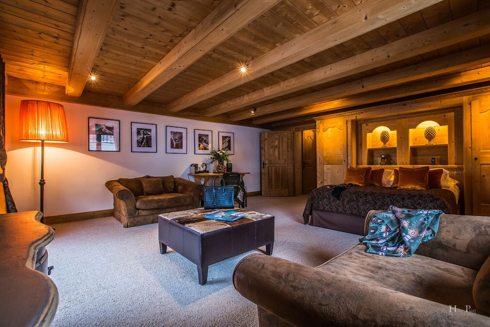 Hôtel Le Fer à Cheval 28/50