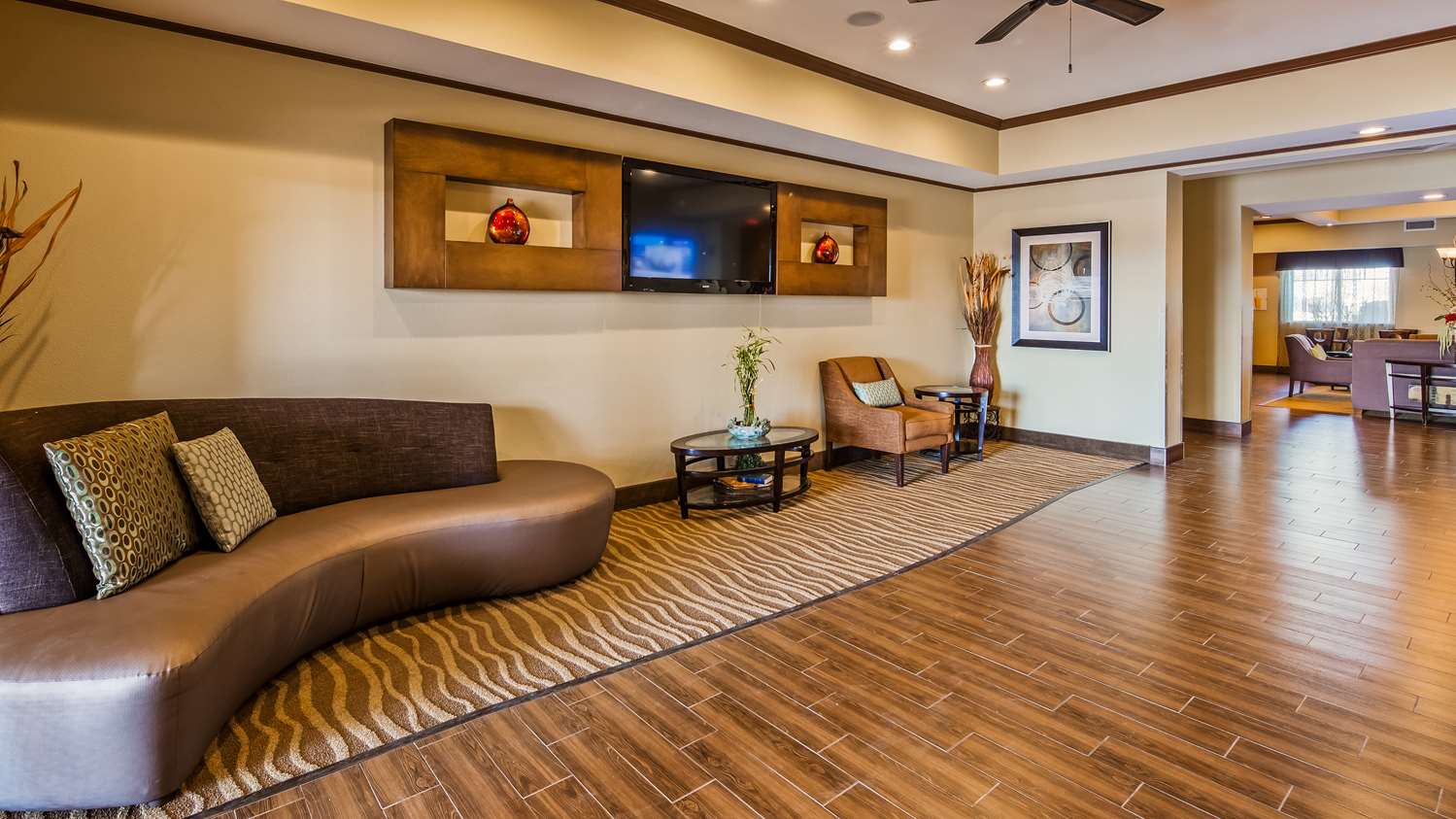 Best Western Plus Seminole Hotel and Suites 8/10