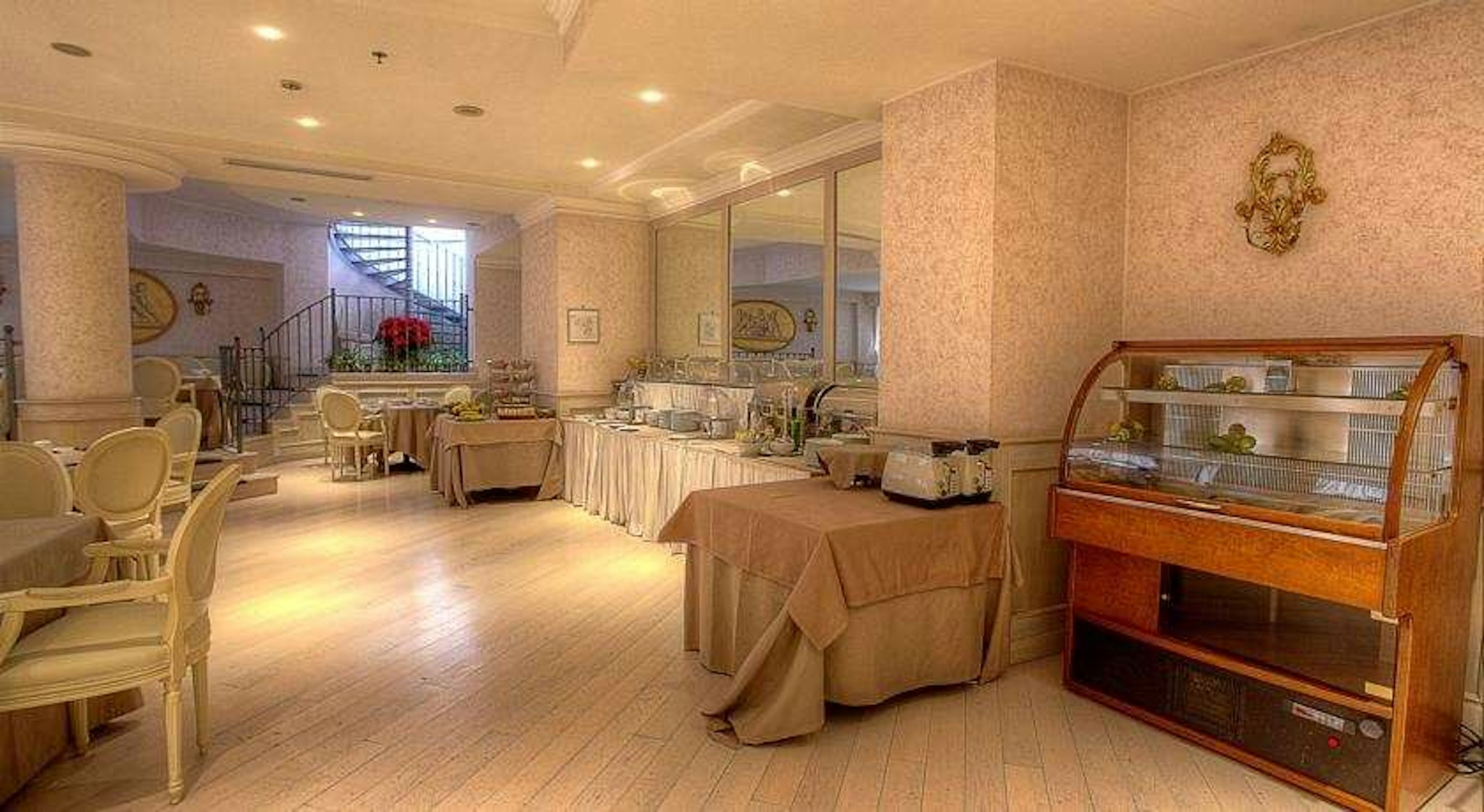 TRILUSSA PALACE HOTEL CONGRESS AND SPA 27/43
