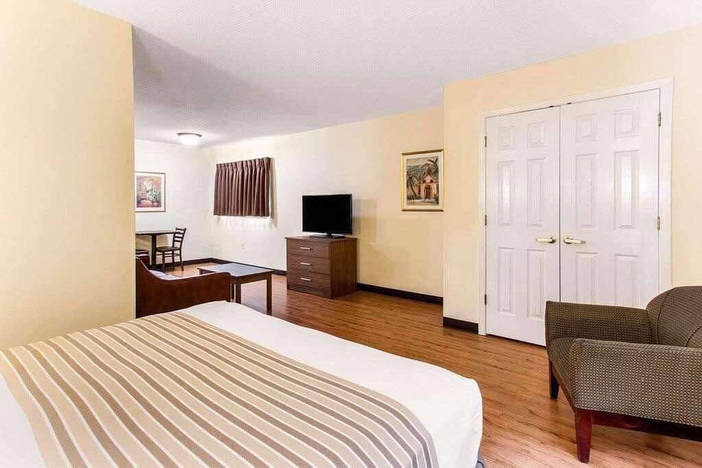 Motel6 Myrtle Beach, SC 7/19