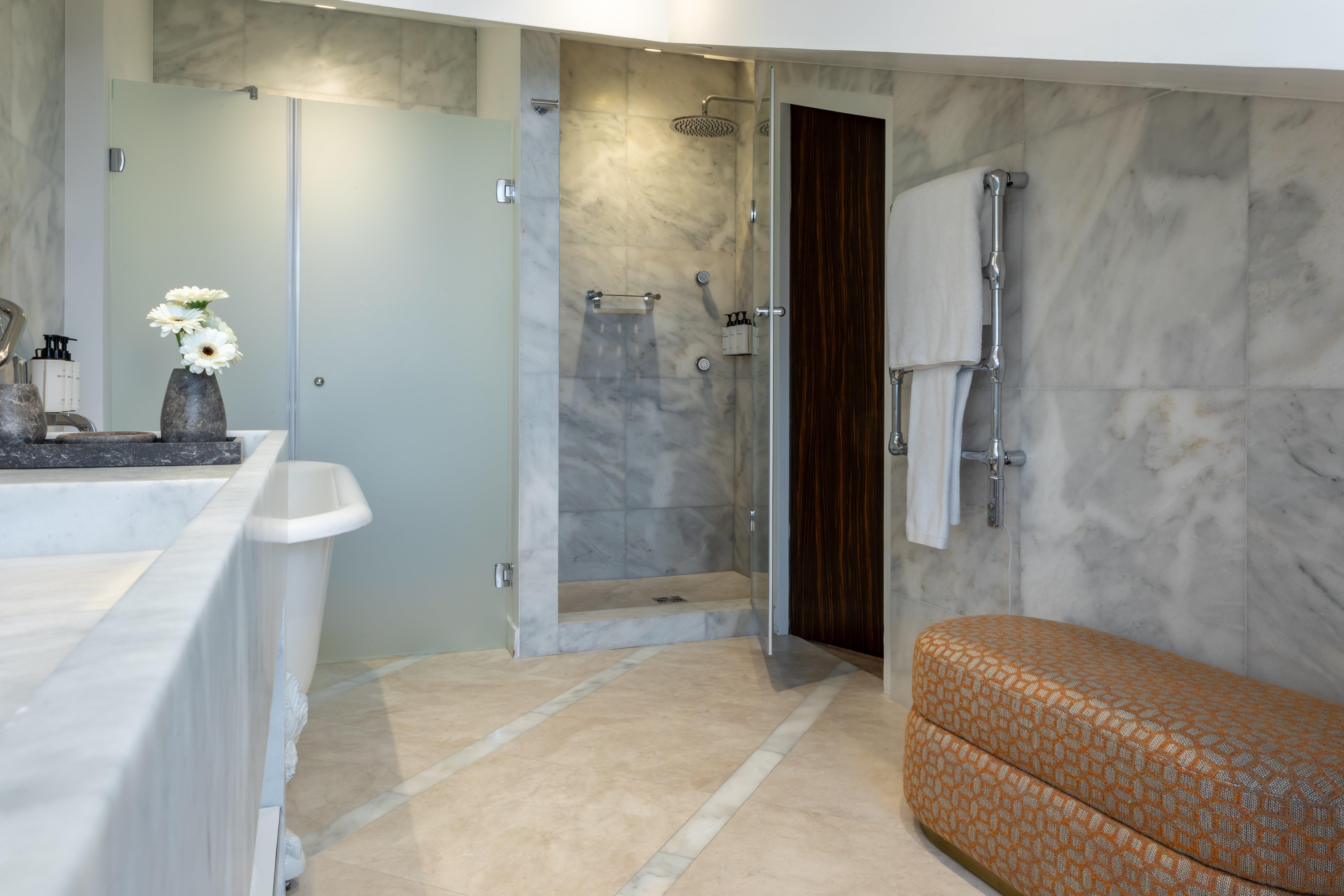 Junior Suite, King Bed, Eiffel View، InterContinental Paris - Champs-Elysees Etoile 8/9