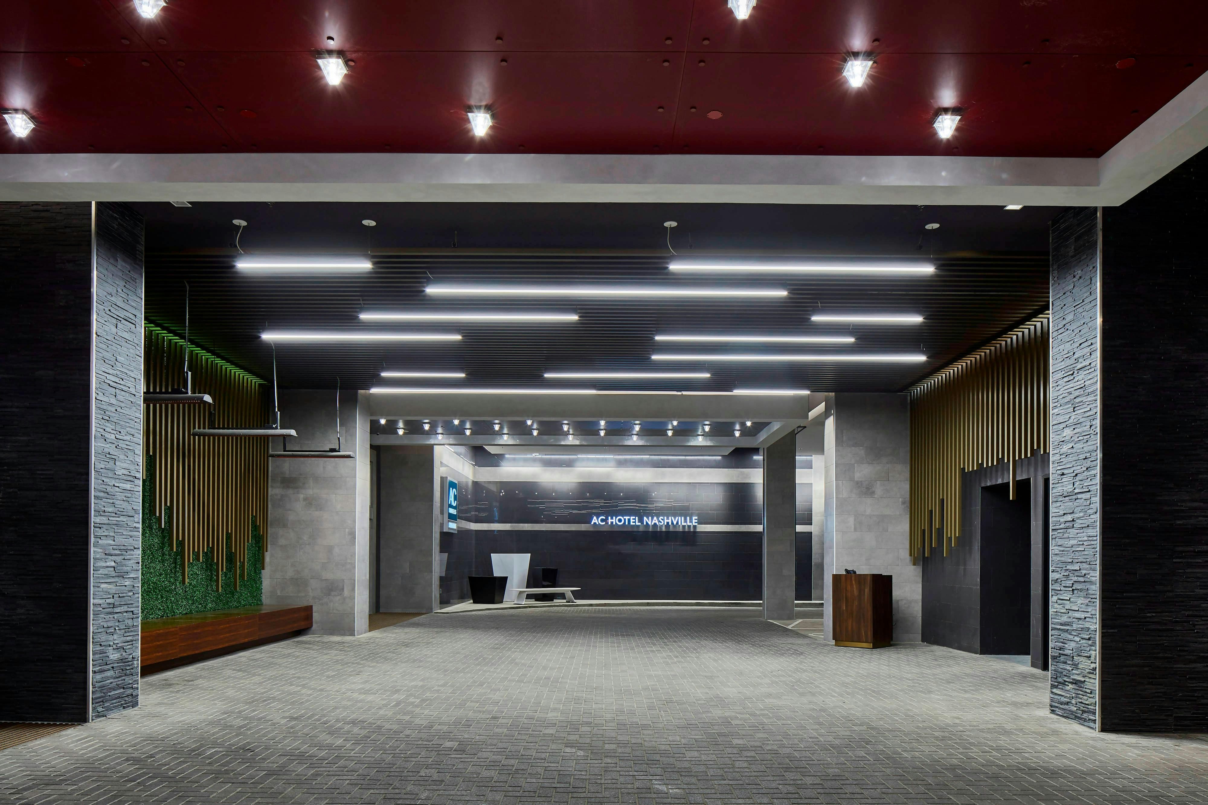 Ac Hotel By Marriott Nashville Downtown 6/25