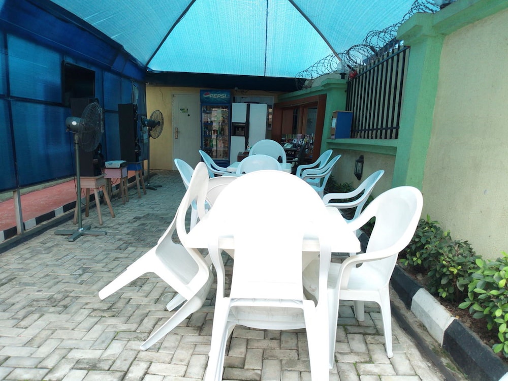 Link Majestic B2 Suites And Hotel 17/19