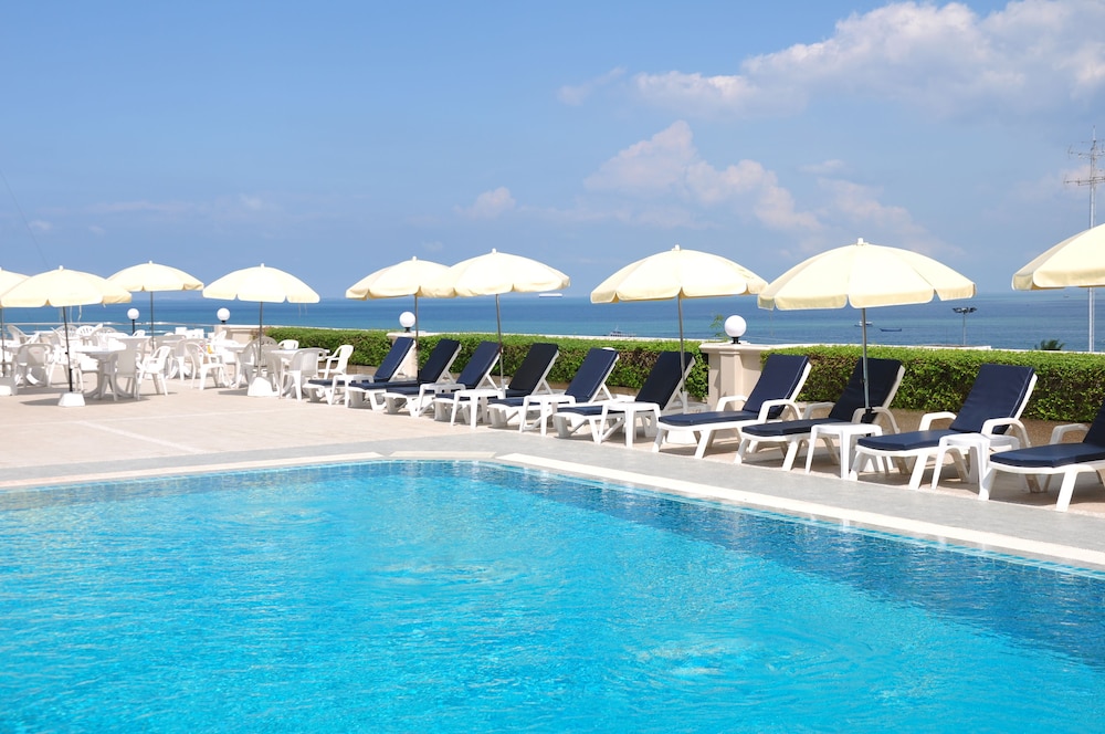 Flipper Lodge Hotel Pattaya 39/48