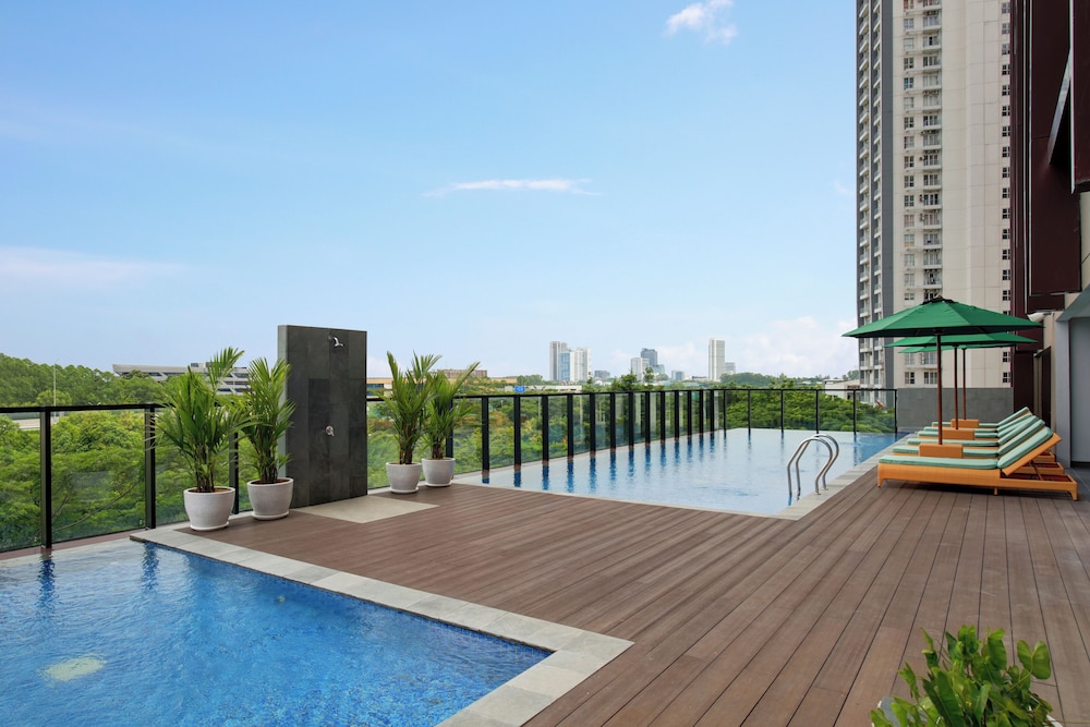 ibis Styles Serpong BSD City 42/49