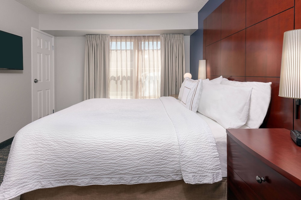 Residence Inn by Marriott Mobile 8/28