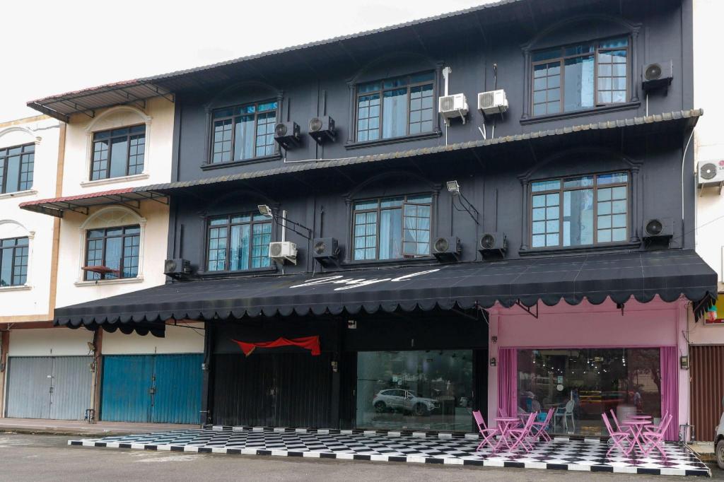Reddoorz Plus Near Batam City Square 2/29