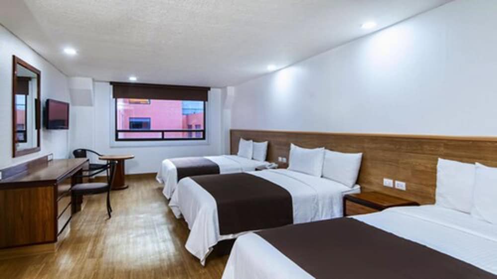 Hotel San Lucas 12/66