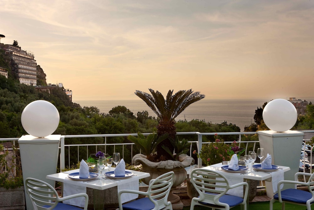 Hotel Rivage Sorrento 56/79