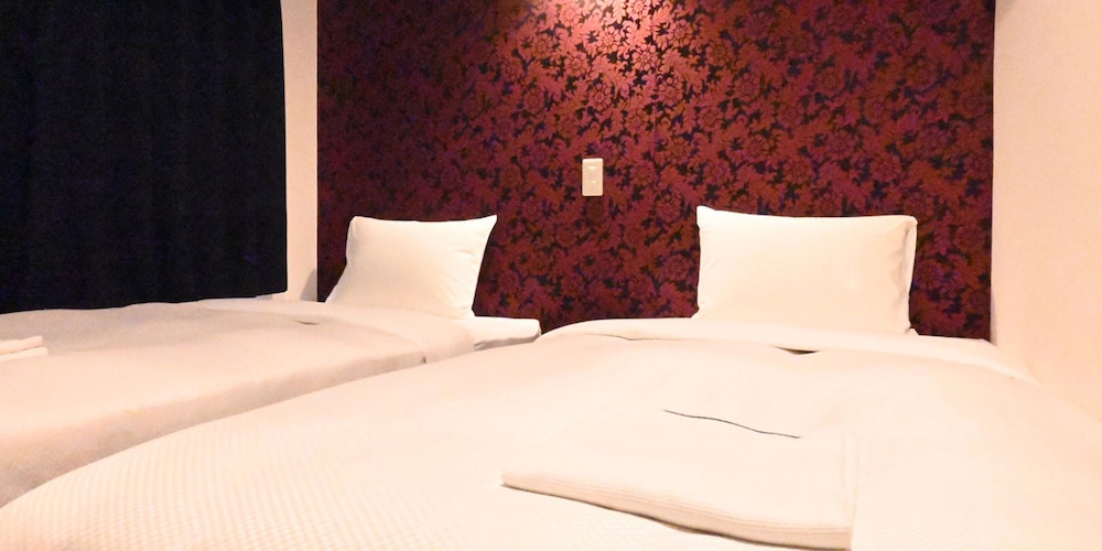 Art Inn Namba 17/51