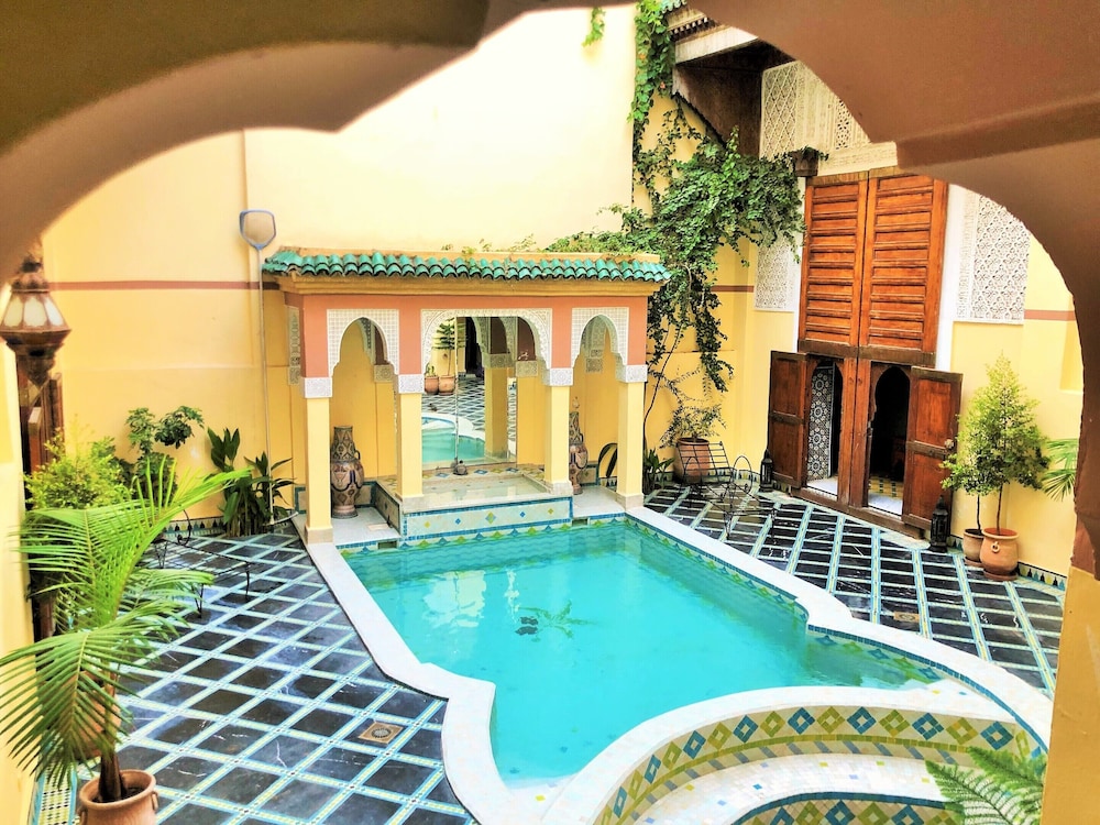Riad Zitouna 15/47