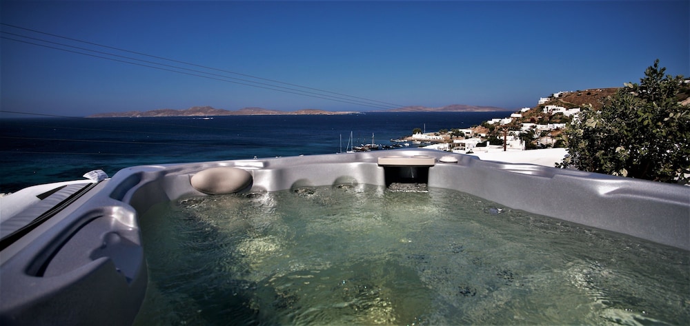 Mykonos Moussa Suites 40/50