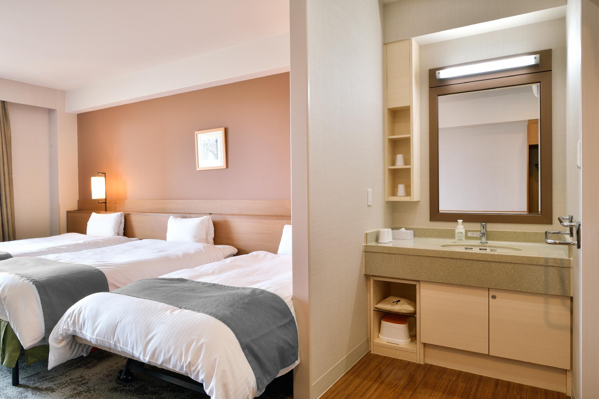 Twin Beds, Ocean View, Main Building