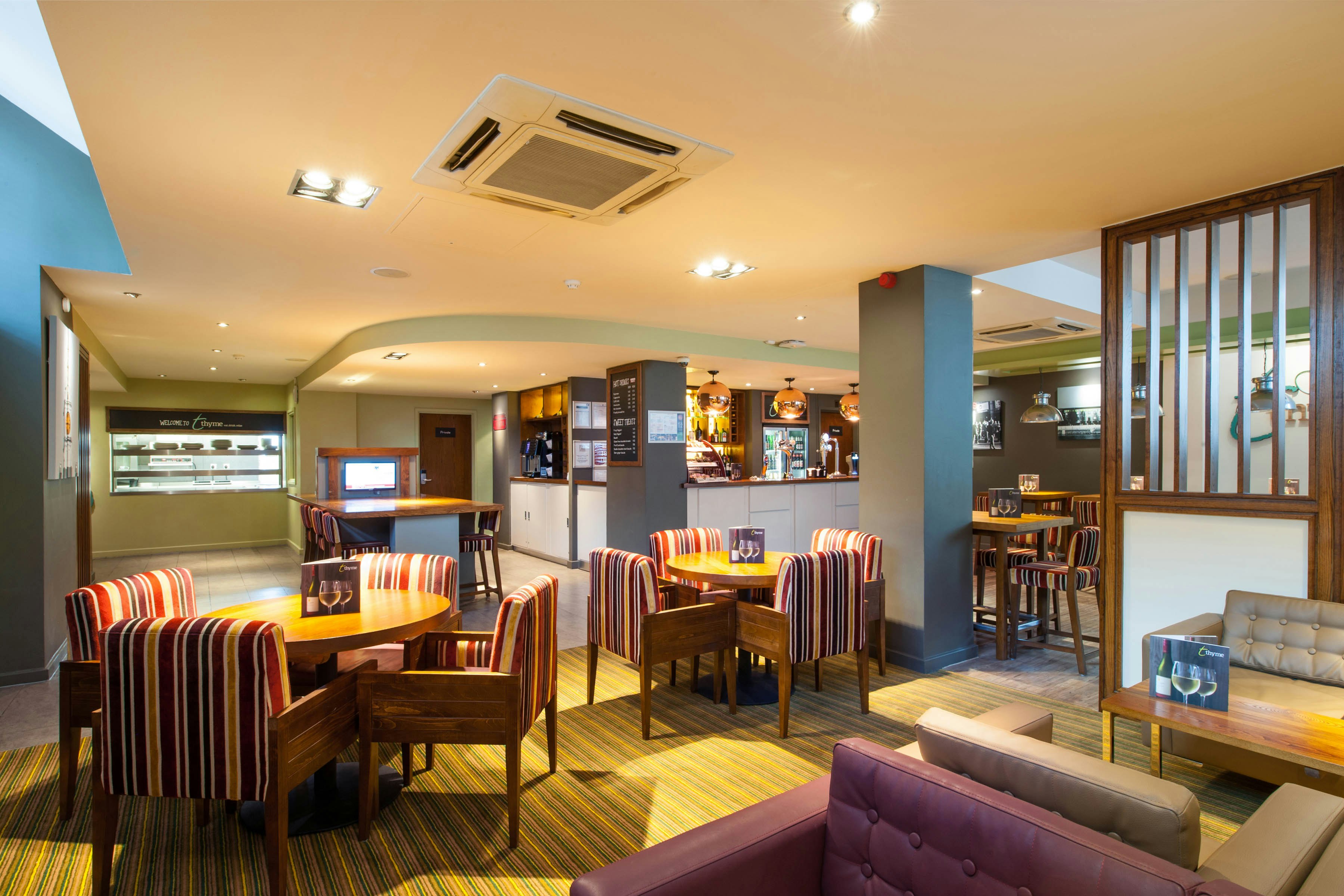 Premier Inn London Hammersmith (Ravenscourt Park) 23/32