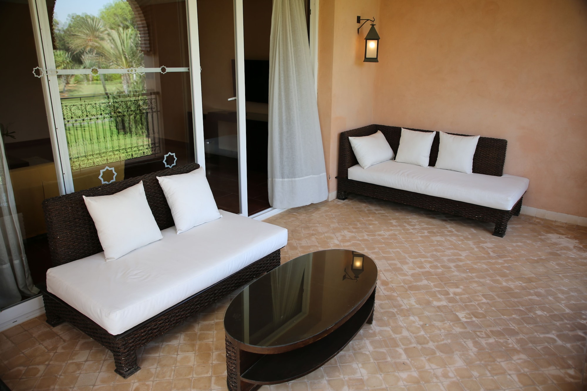 PRESTIGE, SUITE, KING BED
