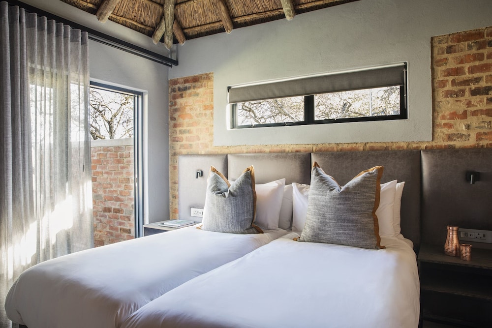 NAKO Safari Lodge 4/40