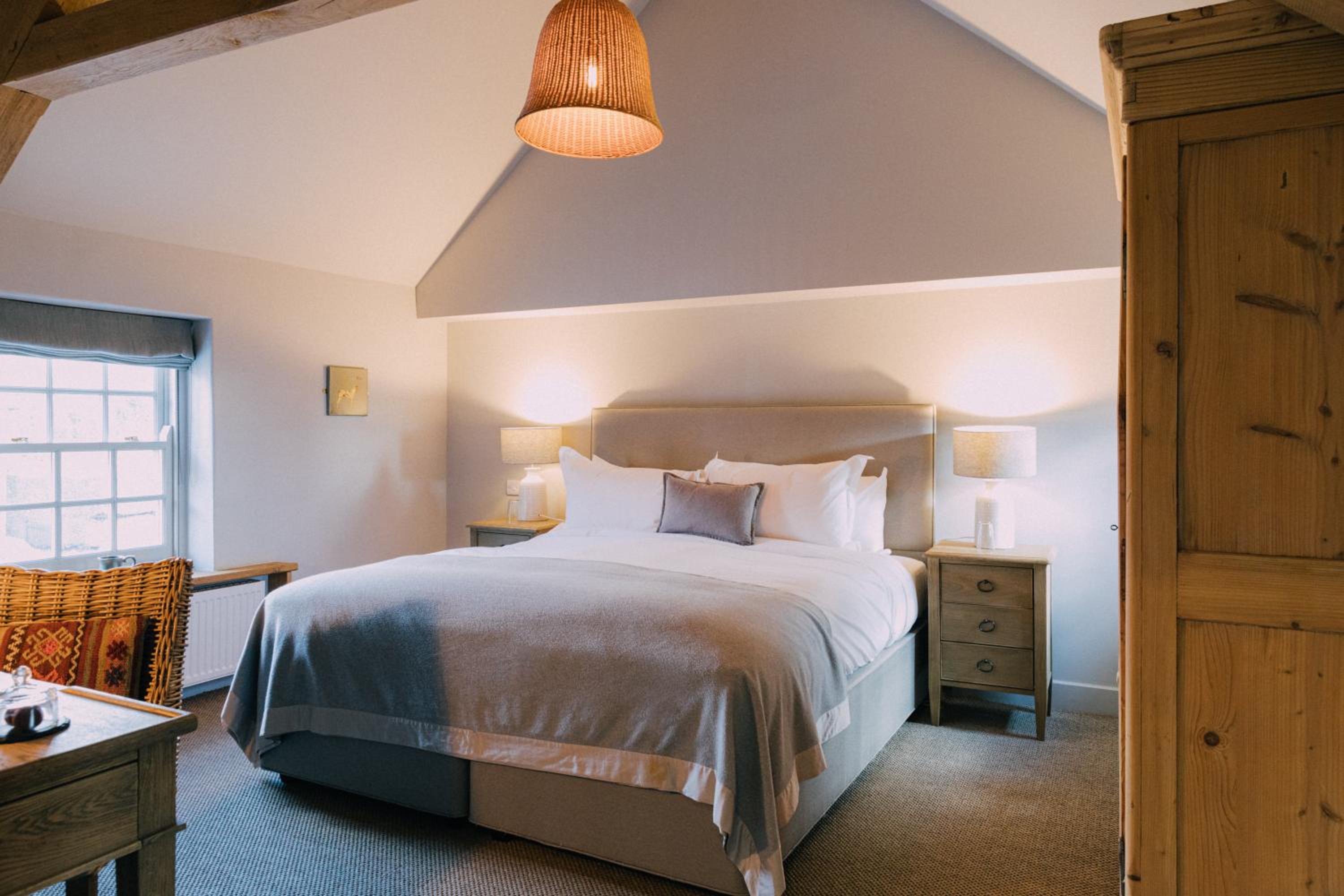 Deluxe, Twin Beds