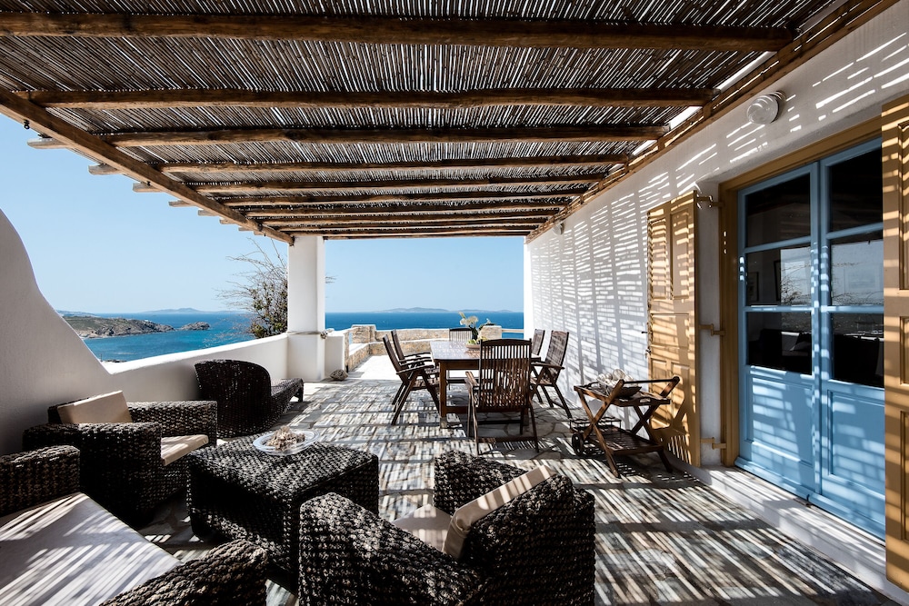 Anerousses Mykonian Traditional Houses 20/50