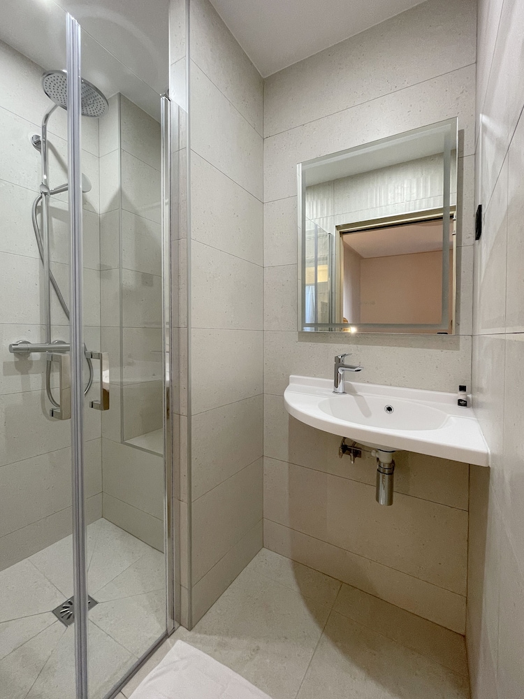 Five Boutique Hotel Paris Quartier Latin 63/66