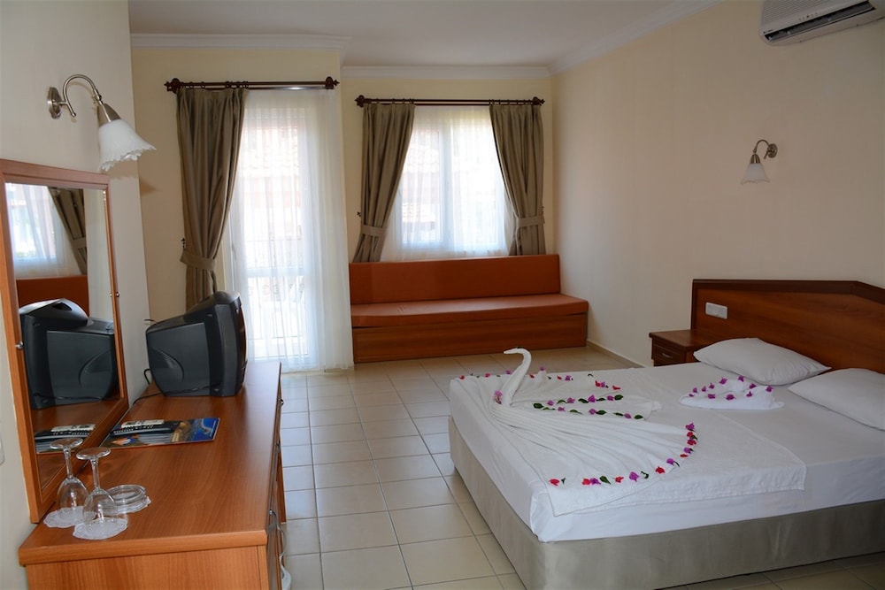 Hotel Karbel 10/50