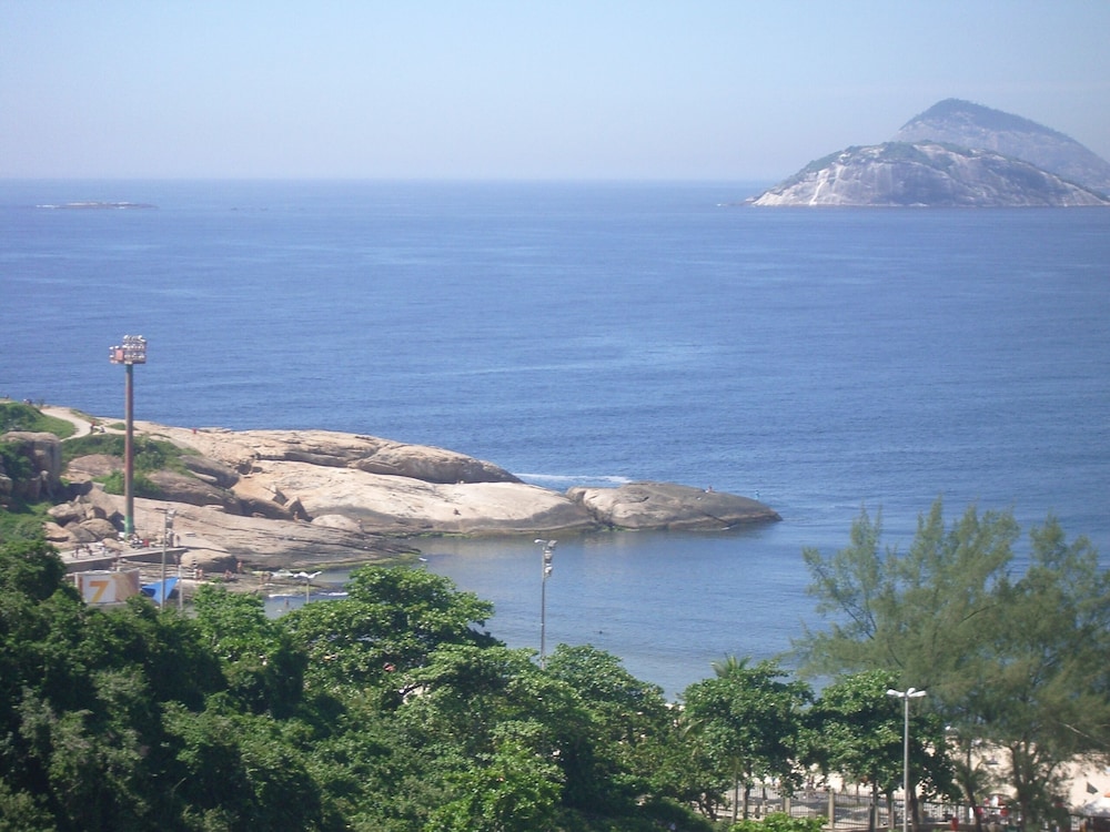Atlantis Copacabana Hotel 32/37