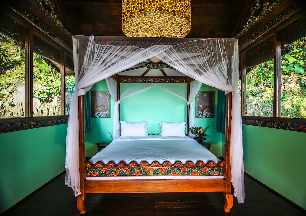 Villa Borobudur Resort 33/83