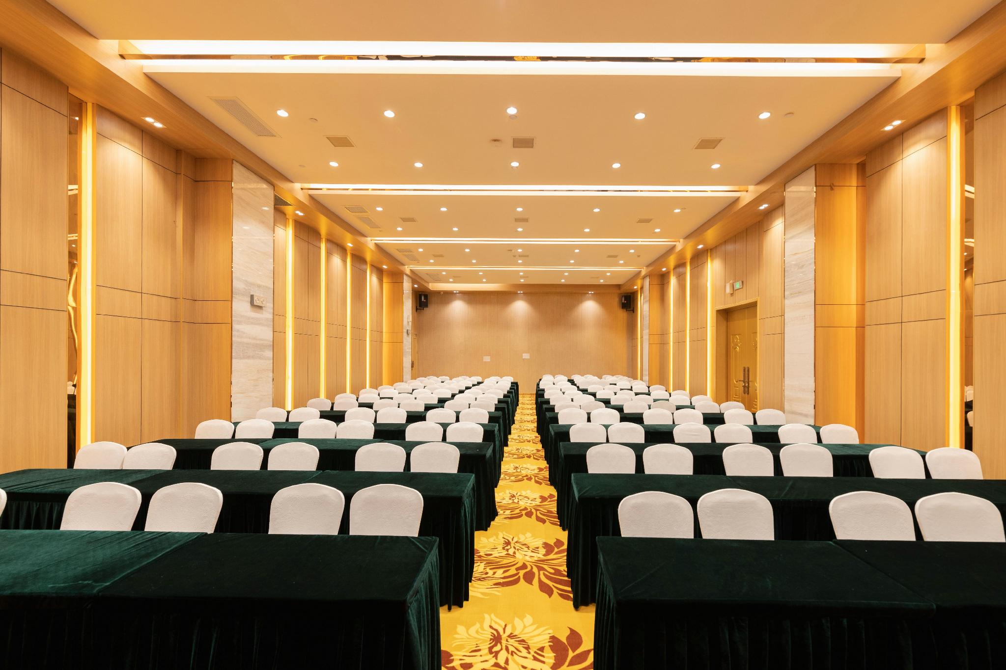 Vienna International Hotel (Wuhan Yangsi Port Yangtze River Bridge) 30/34