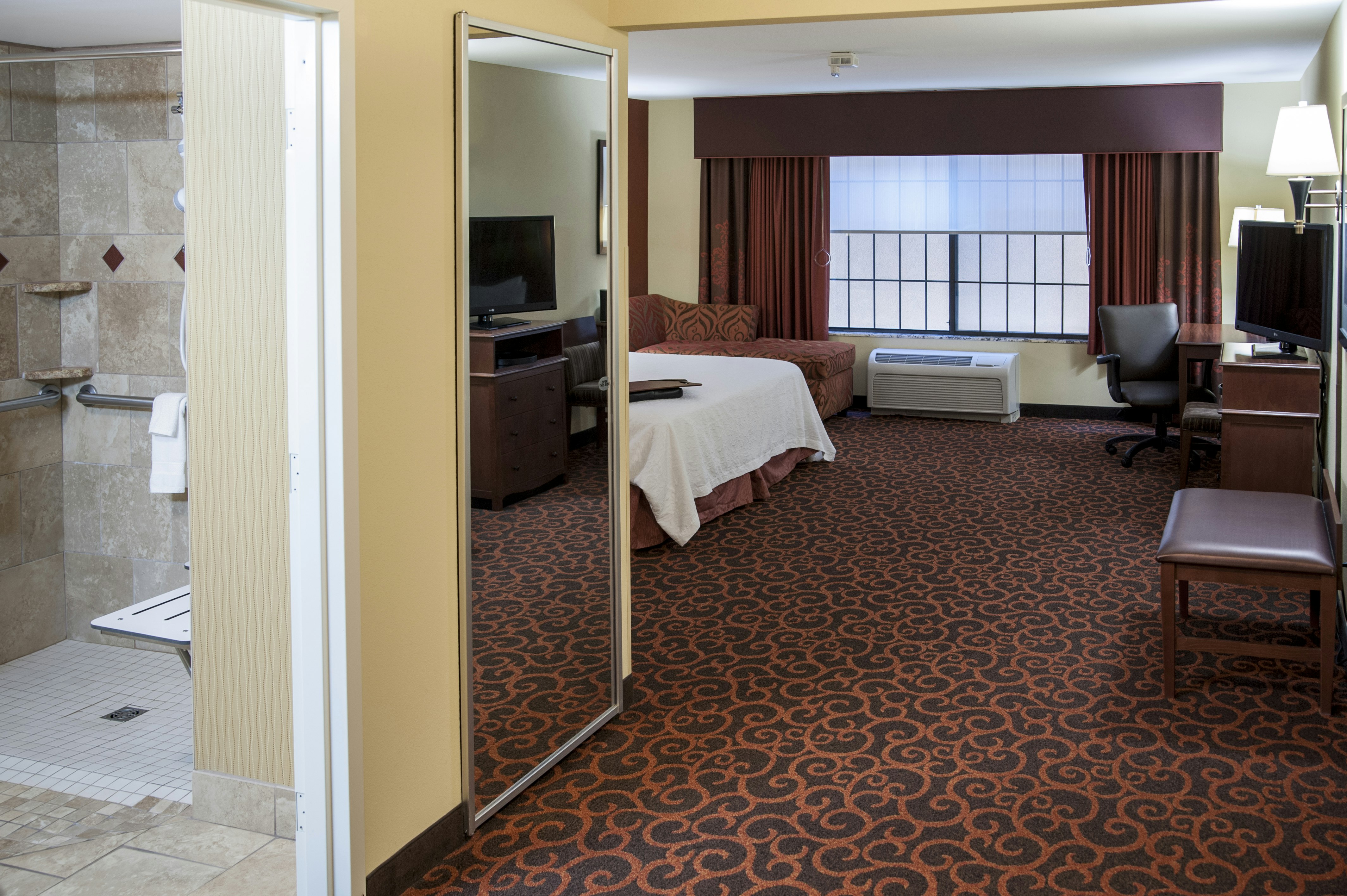 Hampton Inn Suites Watertown 7/15