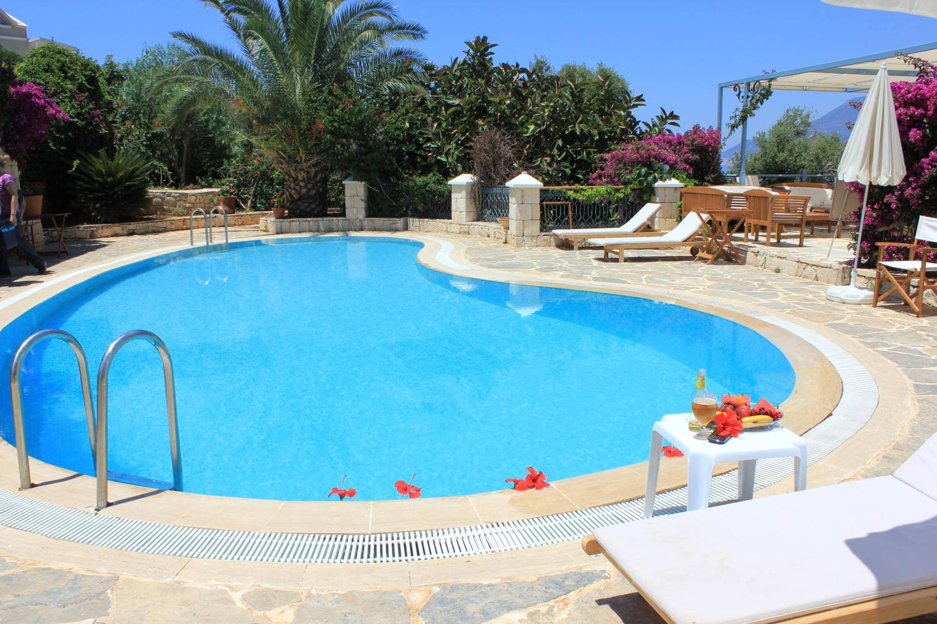 Korsan Ada Hotel 37/58