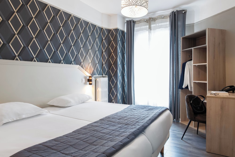 Hotel Ambassadeur Paris 9/46